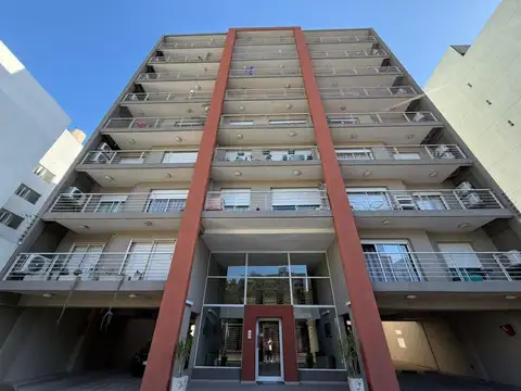 Excelente depto. 2 ambientes con balcón