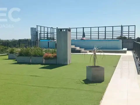 Av. Eva Peron  8600 - Piso 02 Dpto 04