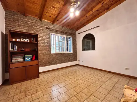 Depto Tipo Casa en Venta 51 años