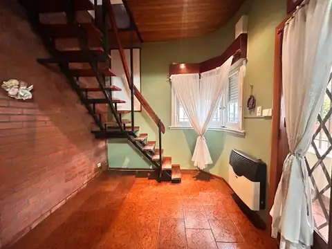 Depto Tipo Casa en Venta de 3 dormitorios