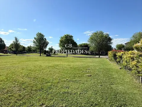 Terreno en Venta en Ayres Plaza, USD 215.000