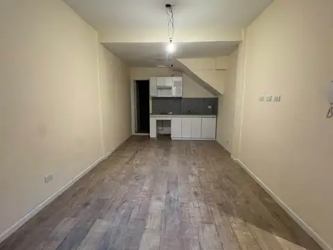 Depto Tipo Casa en Venta de Monoambiente