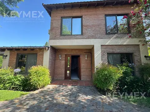 Casa de 5 ambientes en venta en Mapuche Coyntry Club