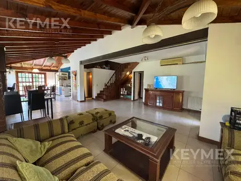 Casa en Alquiler de 4 dormitorios