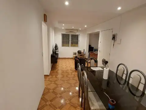 Carlos Casares 2700