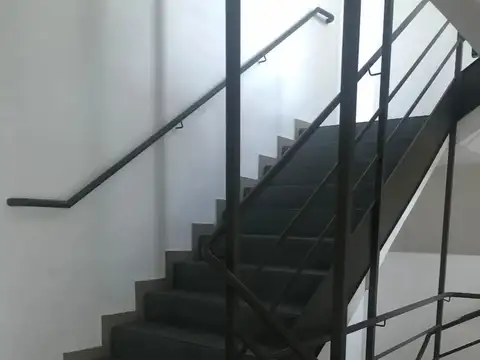 José Pascual Tamborini 5000, Piso 1