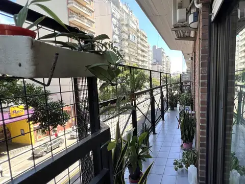 Av. Ricardo Balbín al 2500