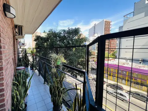 Departamento 4 ambientes con 2 baños