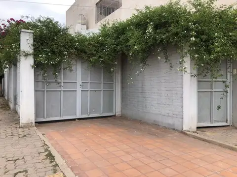 Casa en venta av. colón sur, santiago del estero
