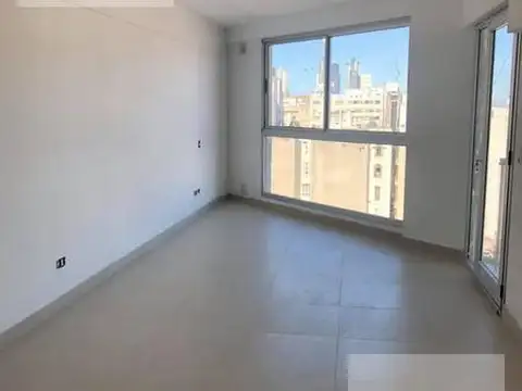 Venta - Monoambiente c/balcón - Luminoso - Monserrat