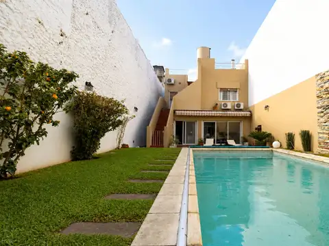 Casa en Venta en Mataderos, USD 350.000
