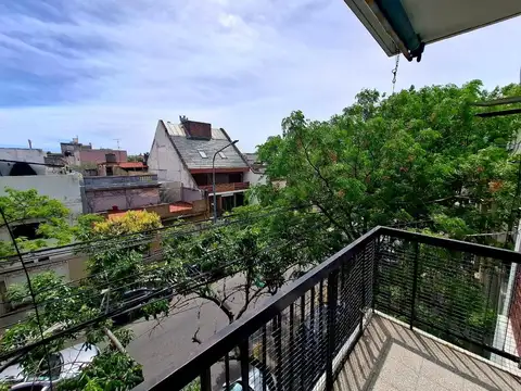 Departamento de 2 ambientes con balcón