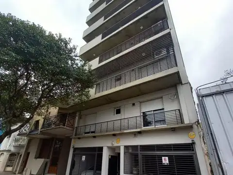 Alquiler - Cochera - España y Hospitales