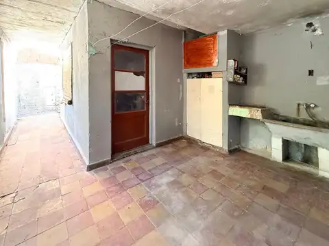 Casa 3 ambientes con 1 baño