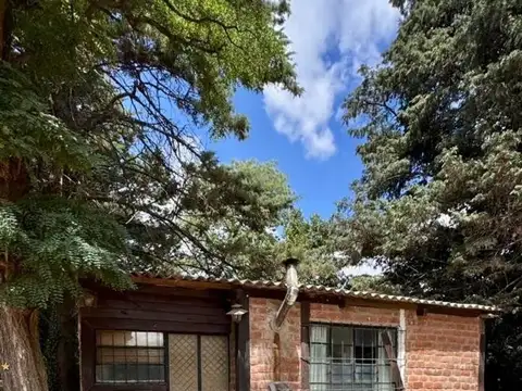 La Elena – Lote con Cabaña Lista para Vivir | Servicios y Es