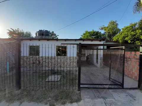 VENDO HERMOSA CASA A METROS DE LA CAPILLA SAN CAYETANO!!! 