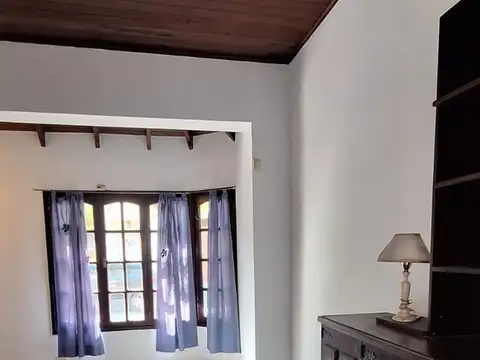 VILLA REAL. PJE ECHEVERRIA 5500 EXCELENTE CASA 3 AMB COCHERA. PATIO BALCON TERRAZA PARRILLA