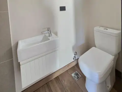 CHALET ESTILO MAR DEL PLATA RECICLADO A NUEVO