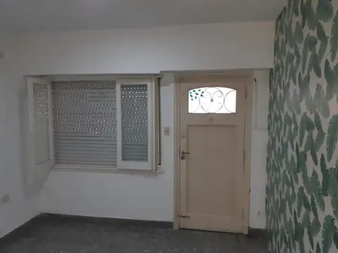 Depto Tipo Casa en Alquiler de 2 dormitorios