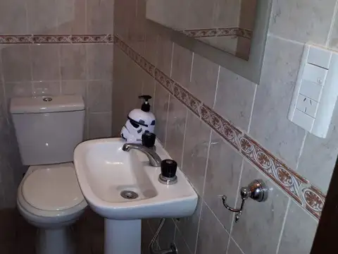 Casa 3 ambientes con 2 baños