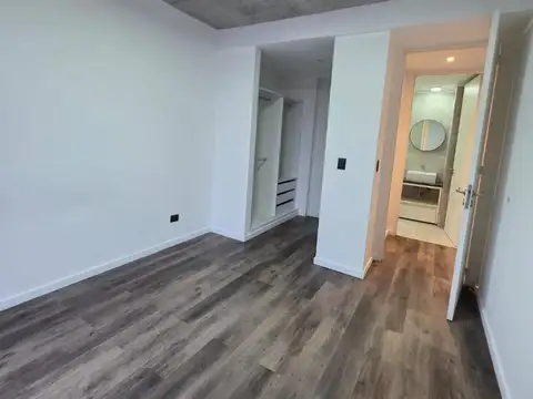 Departamento en Alquiler con 15 cocheras