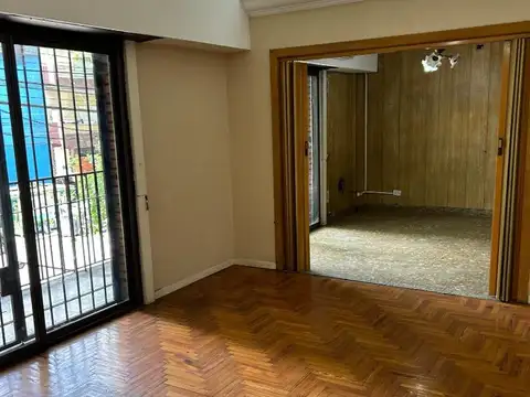 Depto Tipo Casa en Alquiler de 4 ambientes