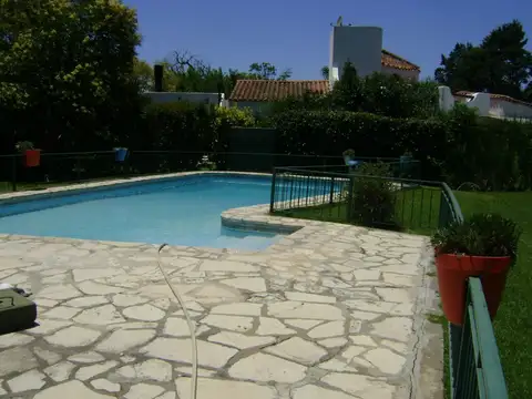 Casa en Venta en Countries y Barrios Cerrados en Pilar, USD 170.000