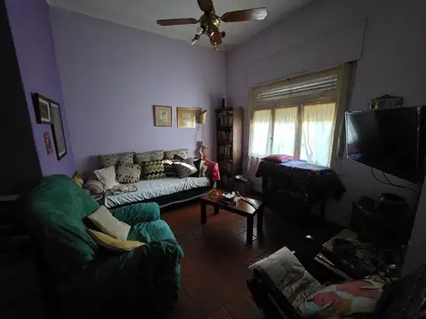 Depto Tipo Casa en Venta en Monte Castro, USD 147.900