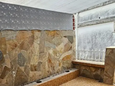 Depto Tipo Casa en Venta al Oeste