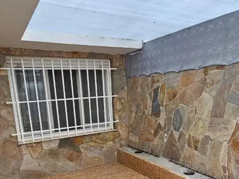 Depto Tipo Casa en Venta en Jorge Cura, USD 59.000