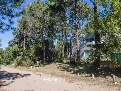 Terreno en Venta en Carilo, USD 105.000