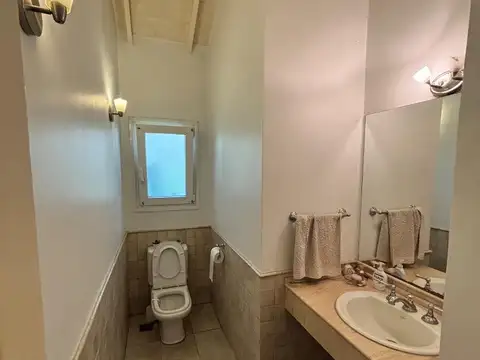 Casa en Venta con 7 cocheras