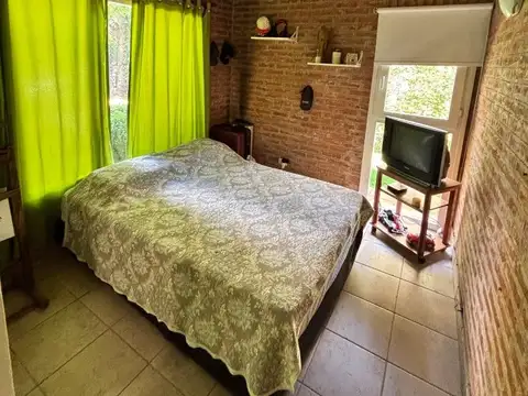 Casa 5 ambientes con 4 baños