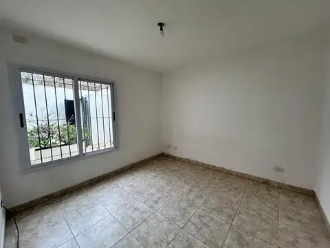 Departamento en Alquiler en Centro De Lujan, $ 500.000