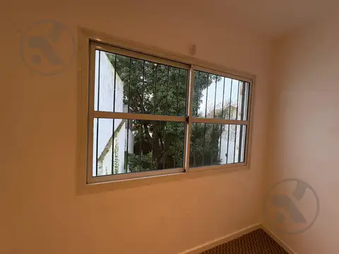 ALQUILER | OFICINA CON DOS PRIVADOS | ZONA GUEMES