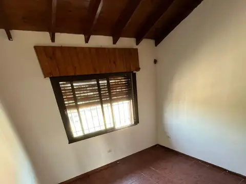 Depto Tipo Casa en Alquiler de 3 ambientes