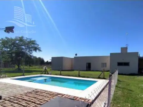 Venta Casa Quinta con Pileta en Abasto, La Plata