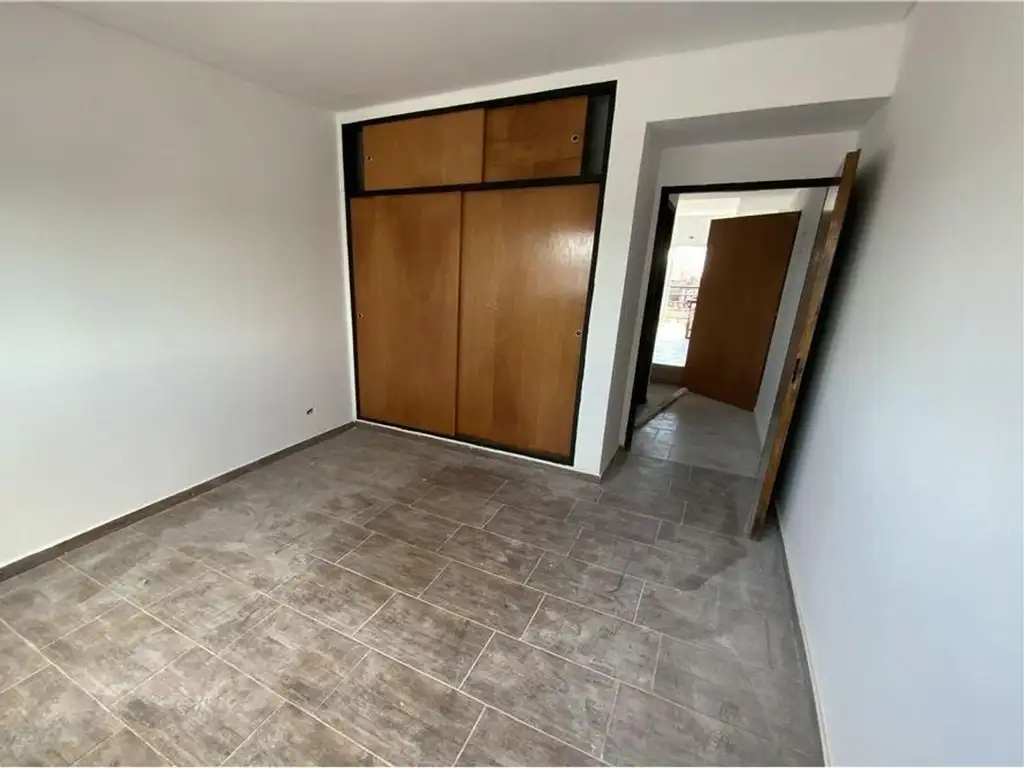 Av. Larrazabal 1645/47