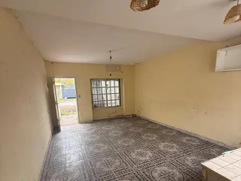 Depto Tipo Casa en Venta en Moreno, USD 40.000