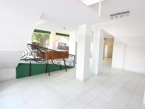 Local en Venta en Olivos Vias/Maipu, USD 350.000