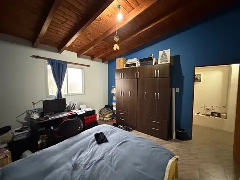 Casa 5 ambientes con 1 baño