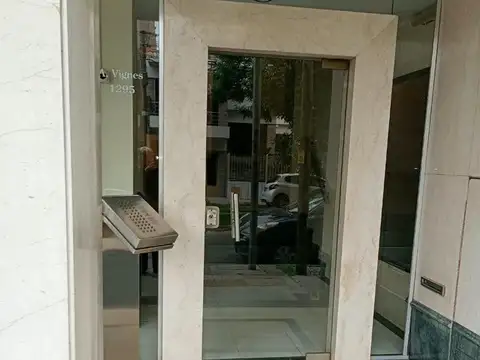 Alberto Vignes 1200, Piso 1°