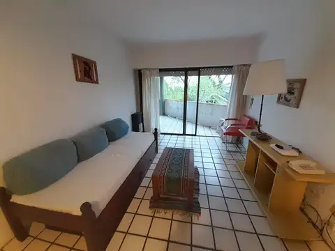 Pinamar 2 ambientes Balcon Parrilla