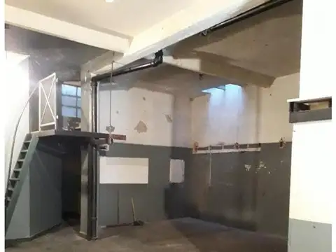 GALPON / LOCAL / DEPOSITO - 122M² con oficina + baño + cocin