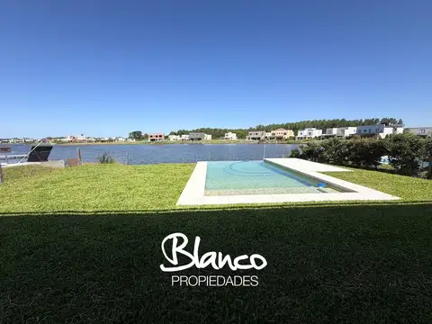Santa Ana - Villanueva 1600