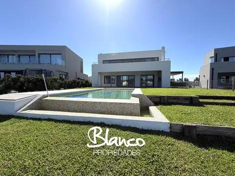Casa  en Venta en Santa Ana, Villanueva, Tigre