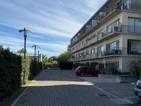 Montevideo 1300 , Piso 3