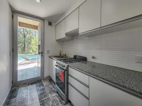 Departamento en Alquiler en Fisherton, $ 950.000