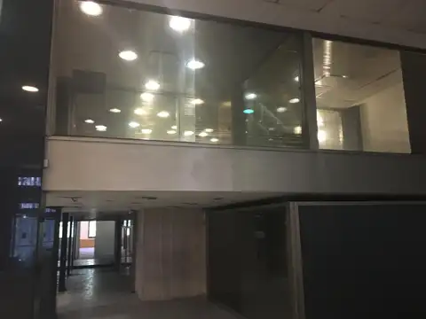 Oficina en Edificio Mihanovich