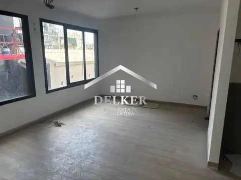 Av. La Plata 600, Piso 10